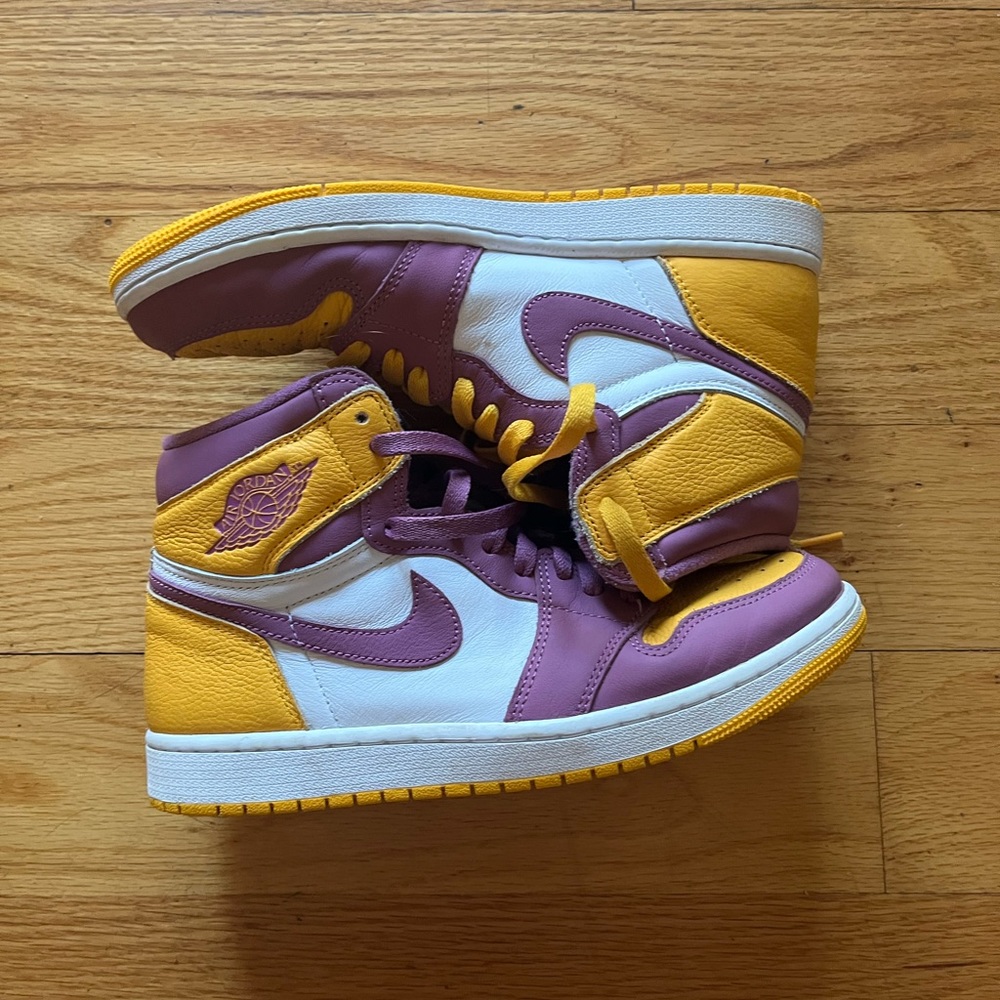 Air Jordan one retro brotherhood size 9